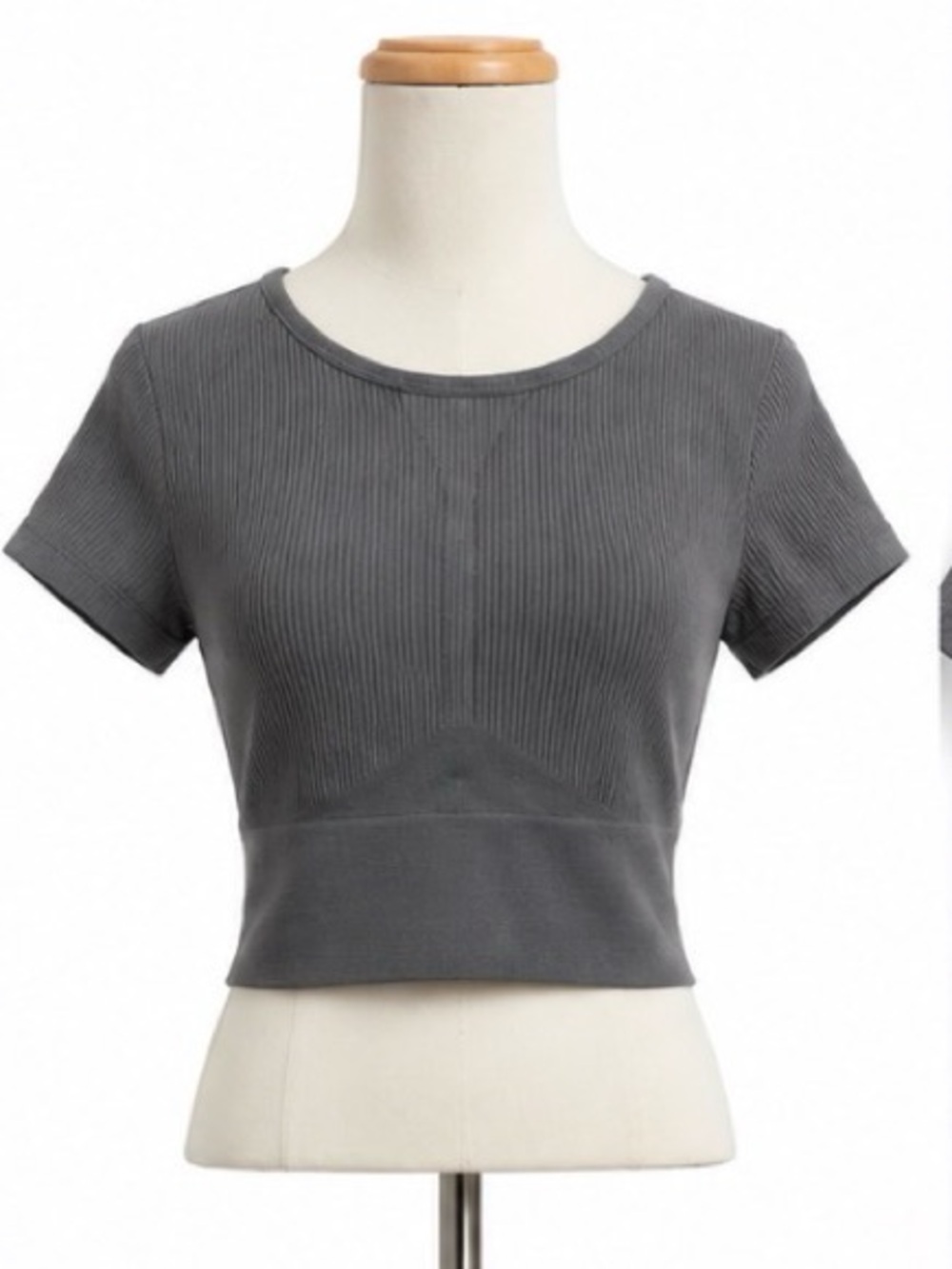Garage Ribbed Crop Top – Size Small